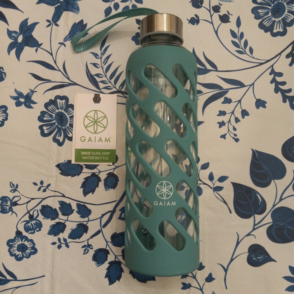 Gaiam 20oz Sure Grip Glass Water Bottle Viridian New